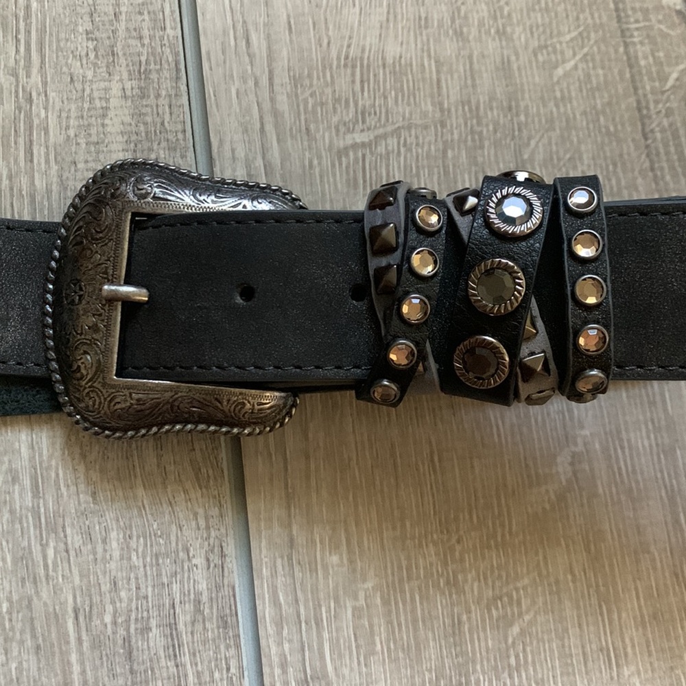 Leather belt - Picture 2 of 3